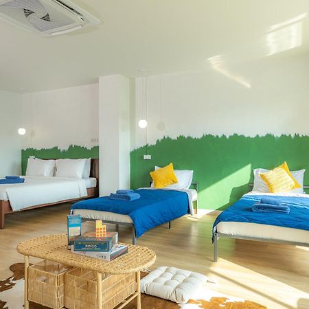 De Blue Door, Hatyai Hat Yai Luaran gambar