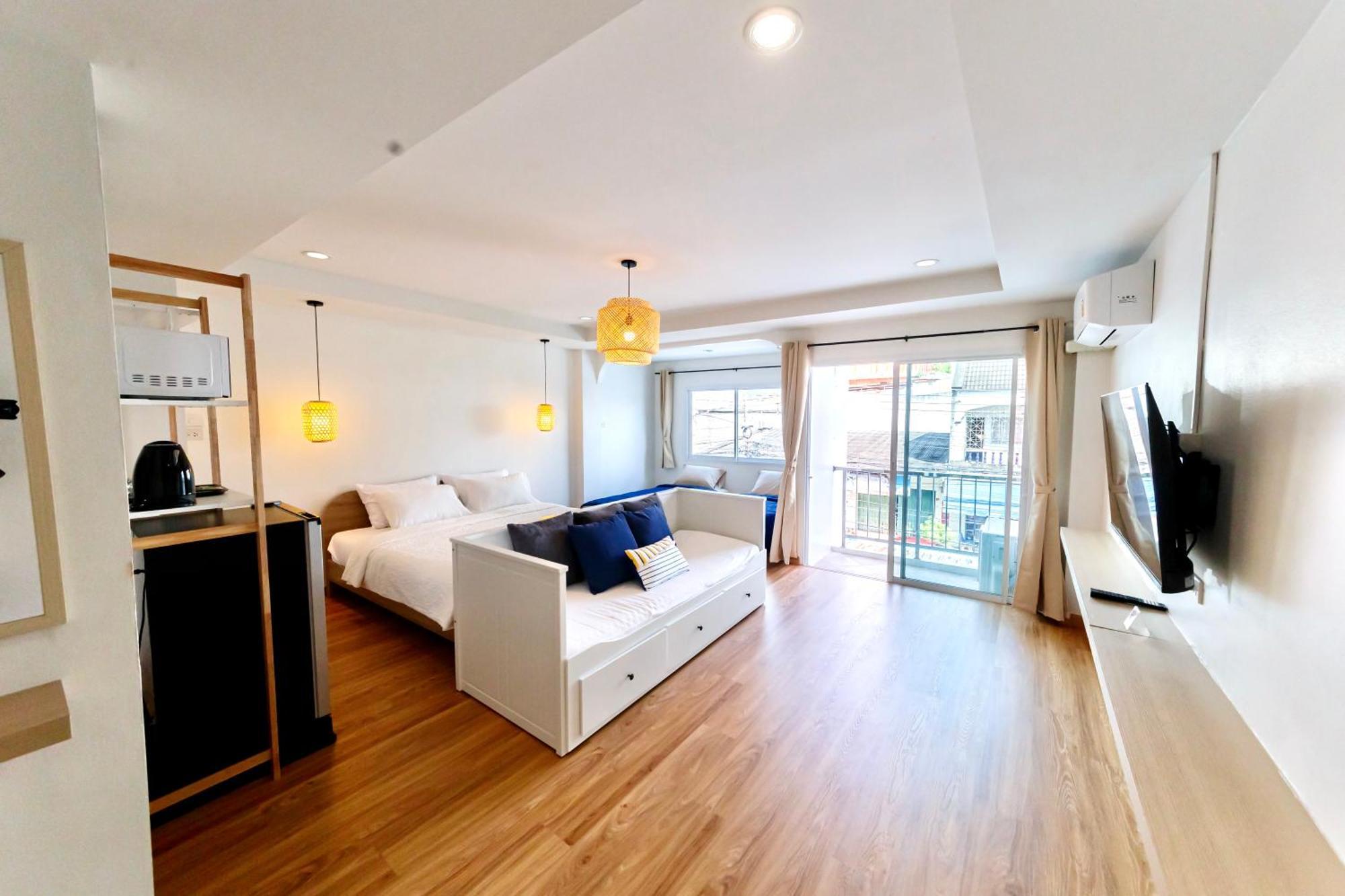 De Blue Door, Hatyai Hat Yai Luaran gambar