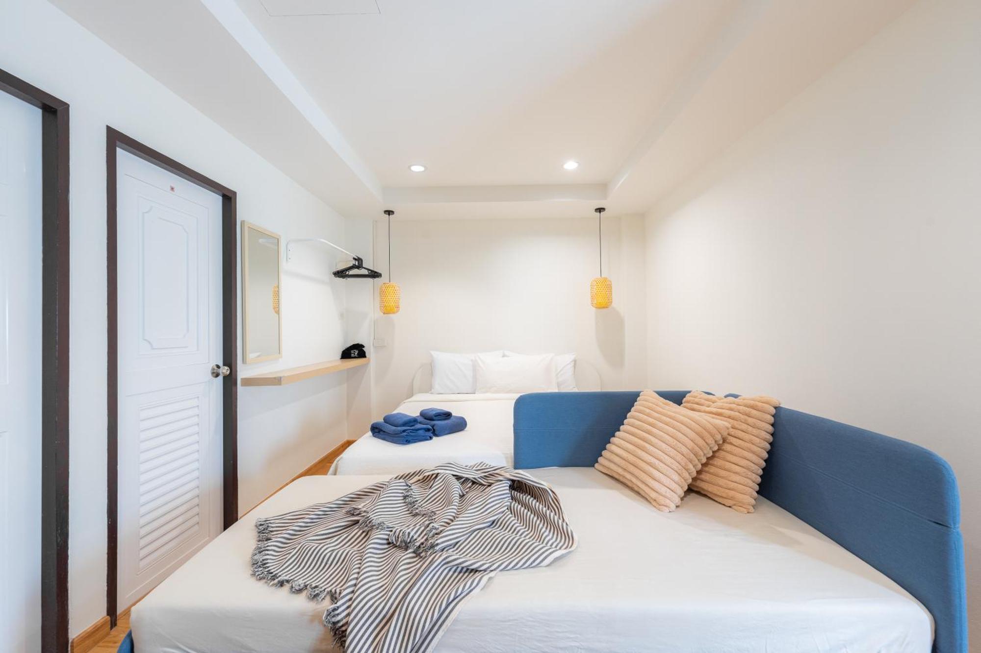 De Blue Door, Hatyai Hat Yai Luaran gambar
